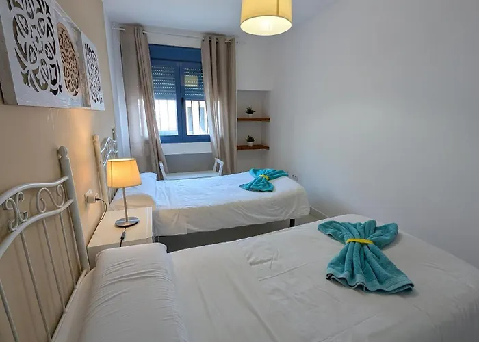 Livingtarifa Sol Apartman *